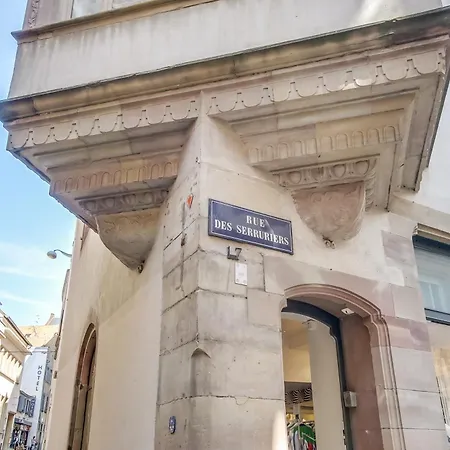 Petit Duplex Centre Apartamento